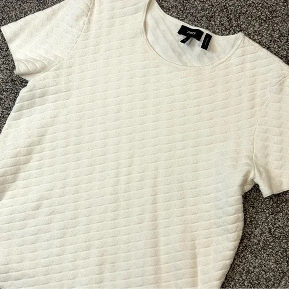 Theory Elegant Cream Quilted Top - Picture 5 of 9